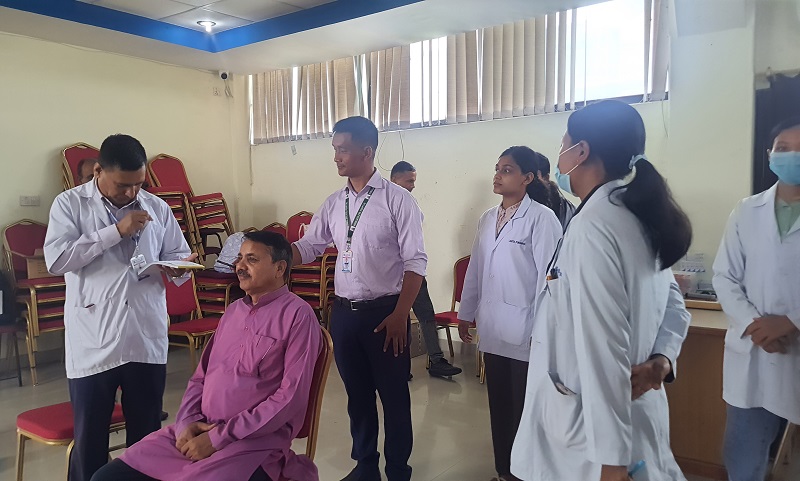 नेपाल पत्रकार महासंघ कास्कीको निशुल्क आँखा जाँच शिविर सम्पन्न