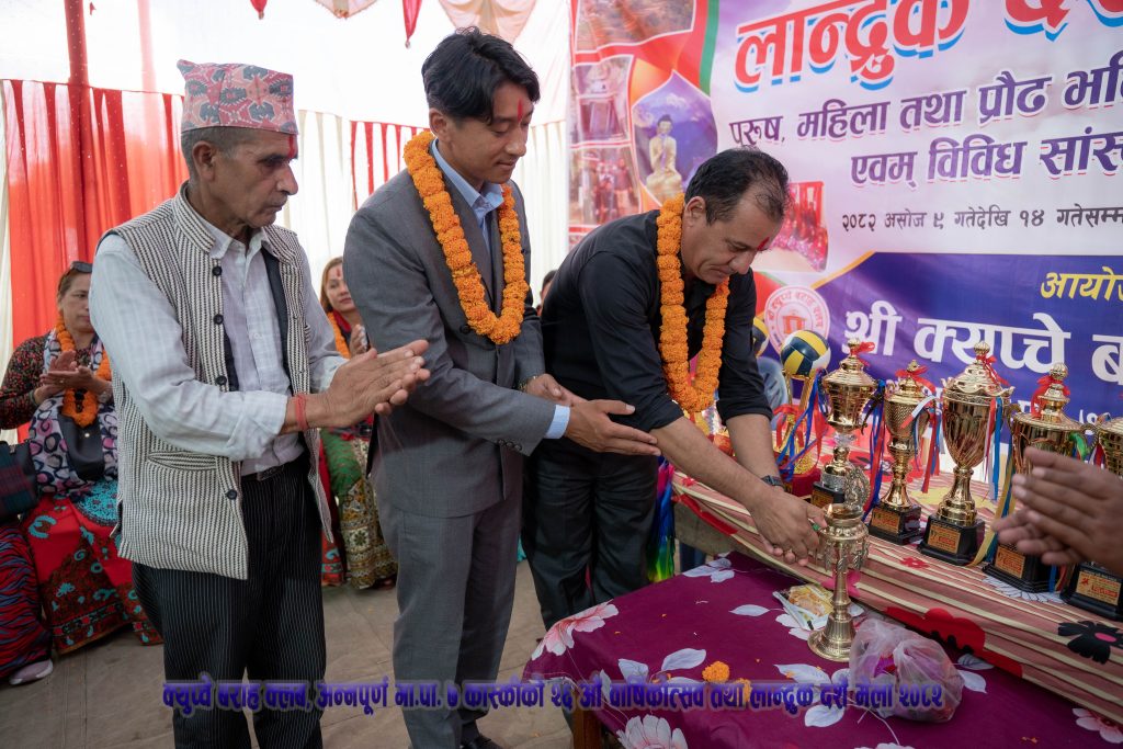 कास्कीको लान्द्रुकमा   दशैं मेला सुरु