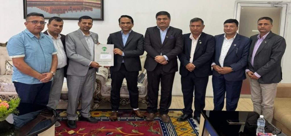 होटलसंघका अध्यक्ष सुवेदीसहितको टोली काठमाडौंमा