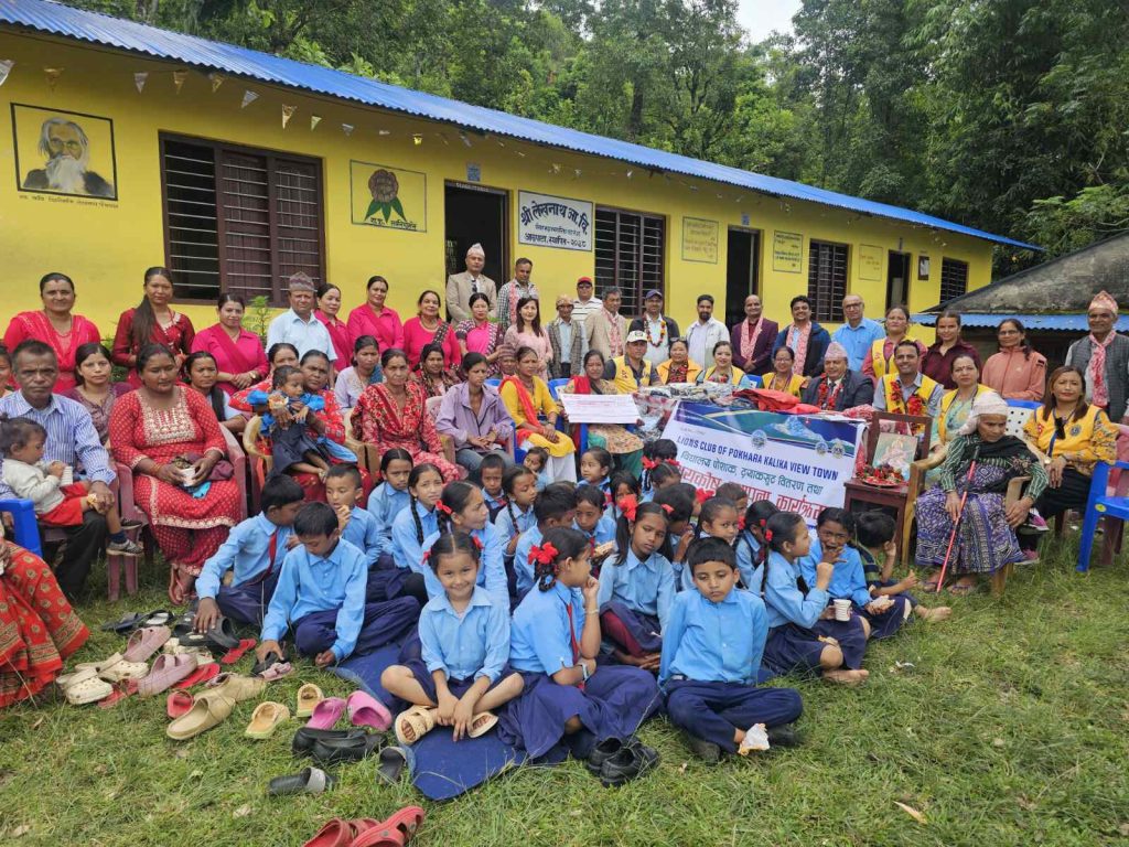 जन्म दिनको अवसरमा पुष्पले गरे विद्यालयमा अक्षयकोष स्थापना