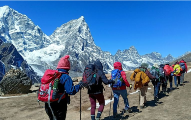 पर्यटकलाई पदयात्रामा नजान कास्की प्रशासनको आग्रह