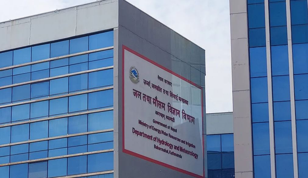 भारी वर्षाले बाढी आउन सक्ने भन्दै सतर्कता अपनाउन विभागको आग्रह