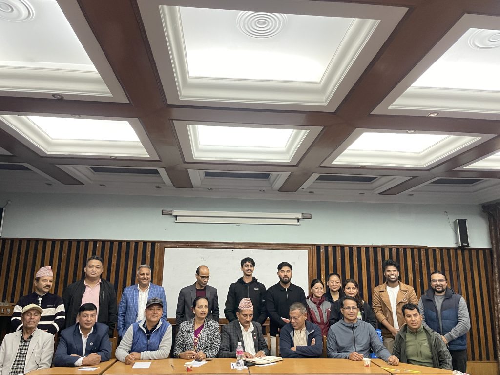 पोखराका उद्योगी व्यवसायीलाई जेन–जीको साथ