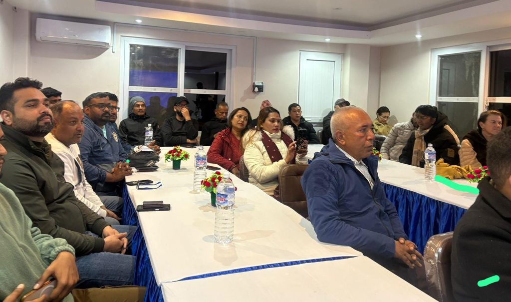 भारतीय टुर अपरेटर र सञ्चारकर्मी बेगनासमा