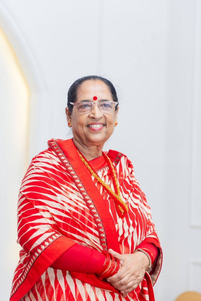 एन प्याब्सन कास्कीले स्थापना दिवसमा हरिदेवीलाई सम्मान गर्ने, फेवाताल किनार सरससफाई