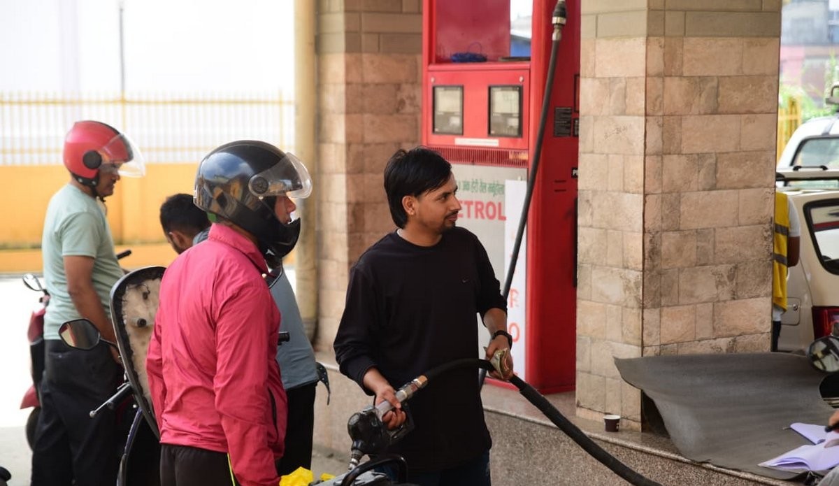 पेट्रोलियम पदार्थको मूल्यवृद्धि 