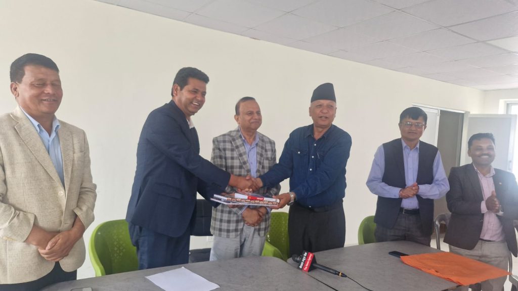 सत्यलाई हतियार बनाएर भ्रम चिर्छौं, एमालेको विचार हरेक मोबाइल स्क्रिनसम्म पुर्‍याउँछौं’: निरज आचार्य