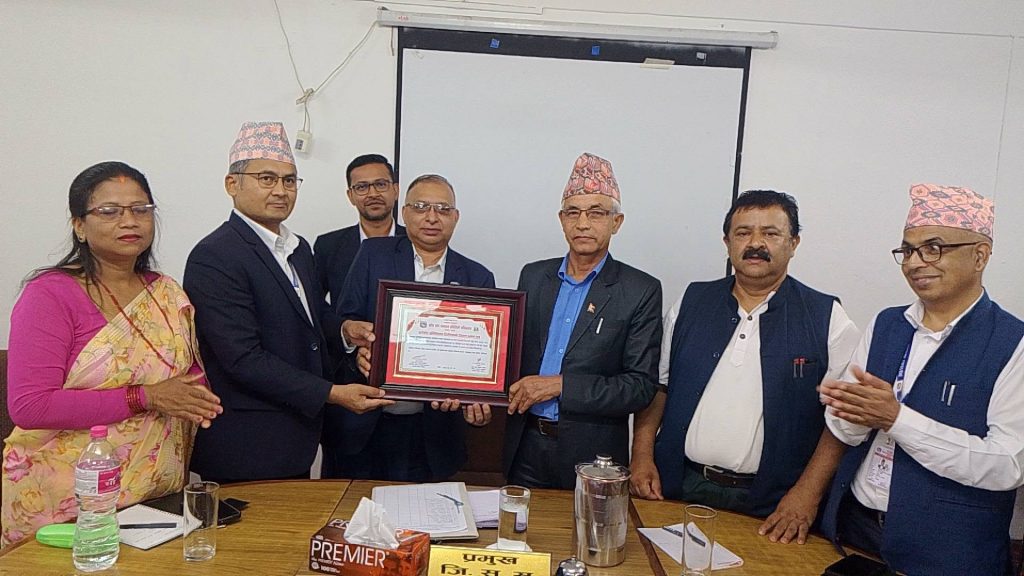 कास्की जिल्लालाई पूर्ण खोप सुनिश्चितता तथा दिगोपन घोषणा
