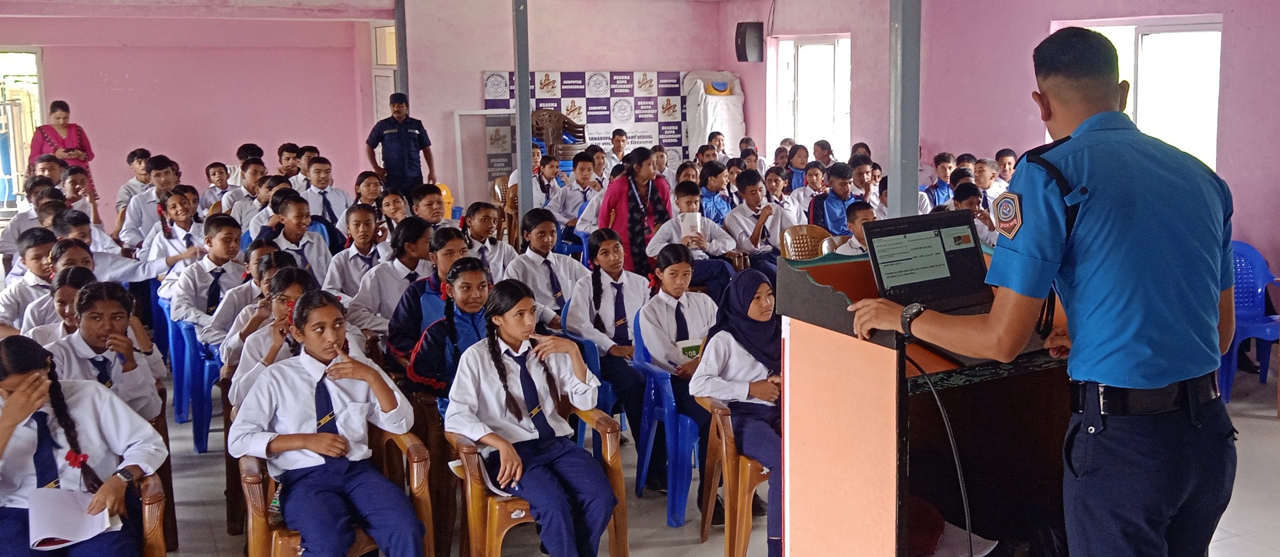 विद्यालयमा लागूऔषध, ट्राफिक सचेतना तथा साइबर अपराध सम्बन्धी अभिमुखीकरण