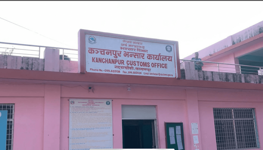 अवैध रूपमा भित्रिएका इलेक्ट्रिक स्कुटर धमाधम जफत