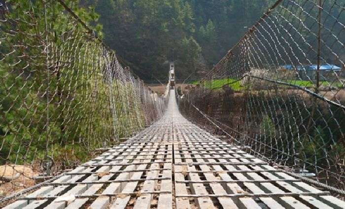भोटेकोशी–त्रिशूली बाढीका कारण क्षतिग्रस्त १८ झोलुङ्गे पुल मर्मतपछि सञ्चालनमा