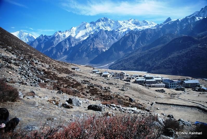 स्थानीयको सक्रियतामा लाङटाङ पदमार्ग मर्मत